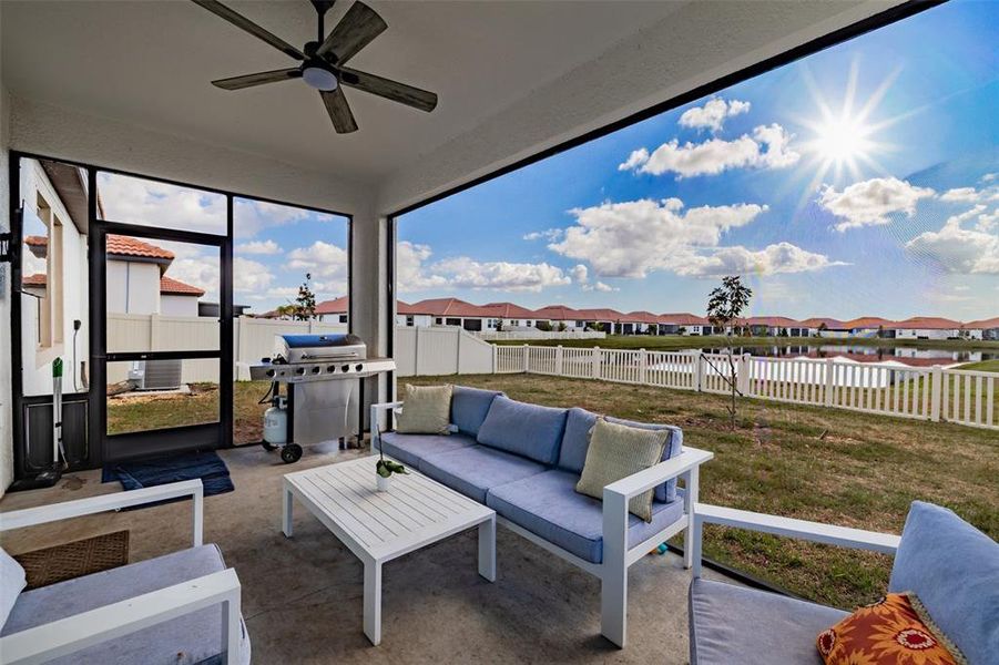 Exterior details and patio area of a home in , Wimauma (Image 23).