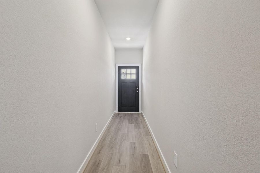 Photo is not of the actual home, but is an inspirational photo of builder’s model home and may depict options, furnishings, and/or decorator features that are not included Photo is not of the actual home, but is an inspirational photo of builder’s model home and may depict options, furnishings, and/or decorator features that are not included