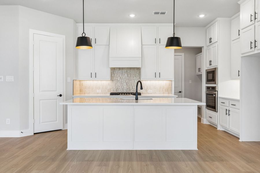 Furnished interior view inside a new home in Painted Tree Lakeside, McKinney (Image 8).