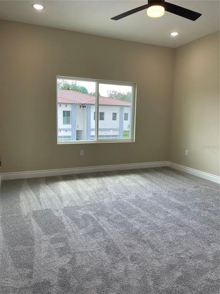 Spacious, unfurnished interior of a new home in , Davenport (Image 31).