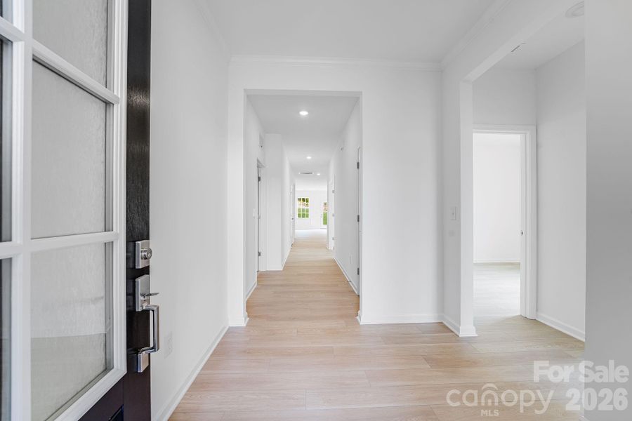 Spacious, unfurnished interior of a new home in Roselyn, Lancaster (Image 10).