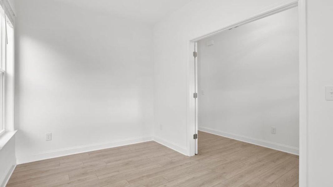 Spacious, unfurnished interior of a new home in Briargate, Fountain Inn (Image 15).