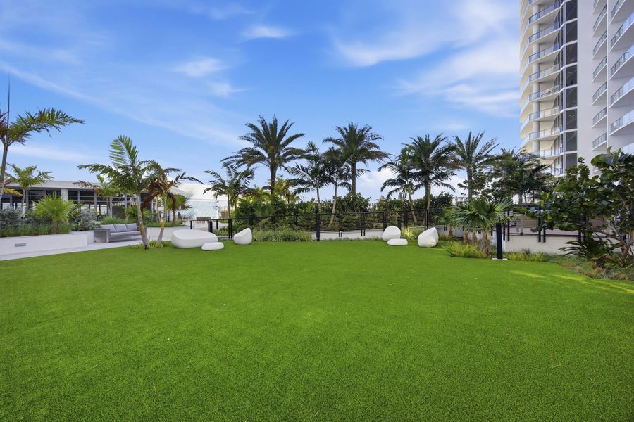 OUT DOOR GREEN SPACE OUT DOOR GREEN SPACE