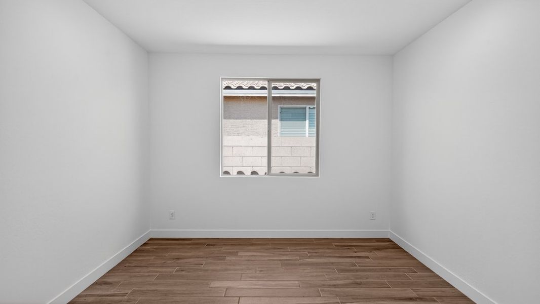 Spacious, unfurnished interior of a new home in Paradisi, Surprise (Image 19).
