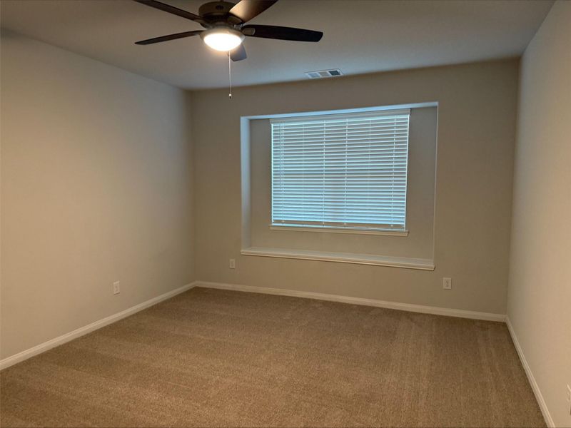 Spacious, unfurnished interior of a new home in River's Edge, Conroe (Image 25). Spacious, unfurnished interior of a new home in River's Edge, Conroe (Image 25).