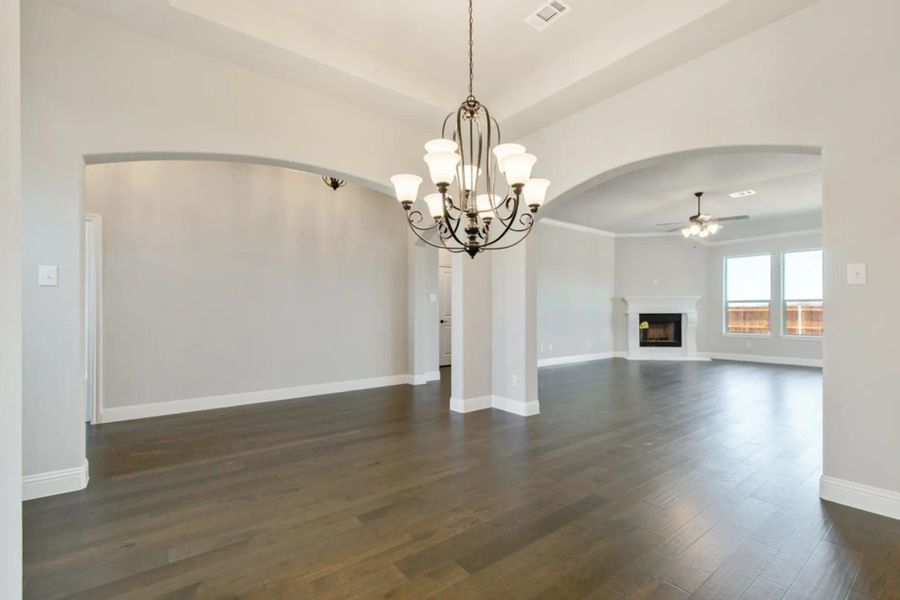 Dining Room | Concept 2555 at Massey Meadows in Midlothian, TX by Landsea Homes