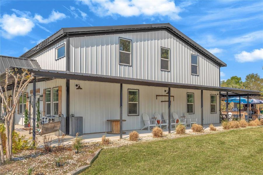 Exterior details and patio area of a home in , Osteen (Image 4).