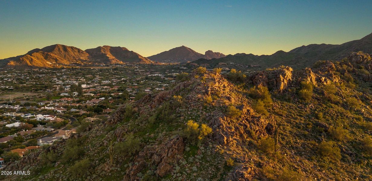 159-web-or-mls-TWILIGHT DRONE3