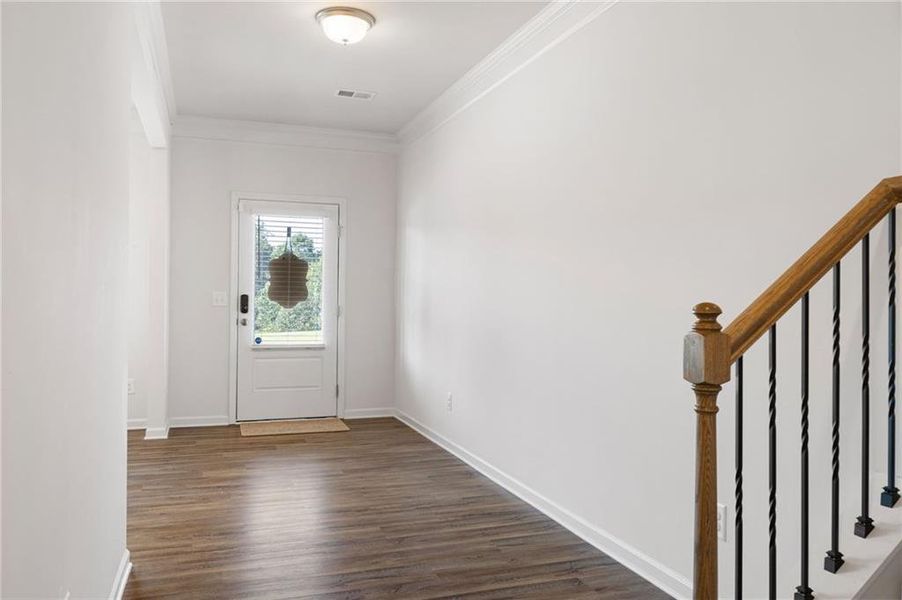 Spacious, unfurnished interior of a new home in , Dallas (Image 18).