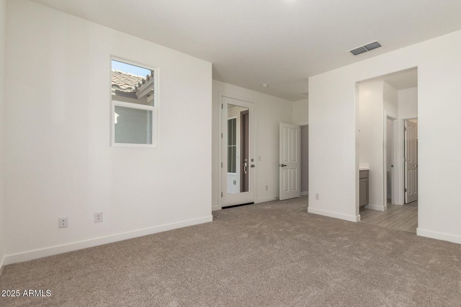 2nd Master Suite-Separate Enterance 2nd Master Suite-Separate Enterance