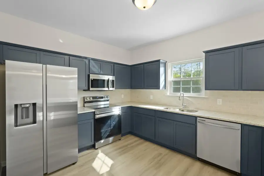 Representative furnished interior of a home built from the The Anderson by RTS Homes in Lakeside at Fifteen West, Hinesville (Image 10).