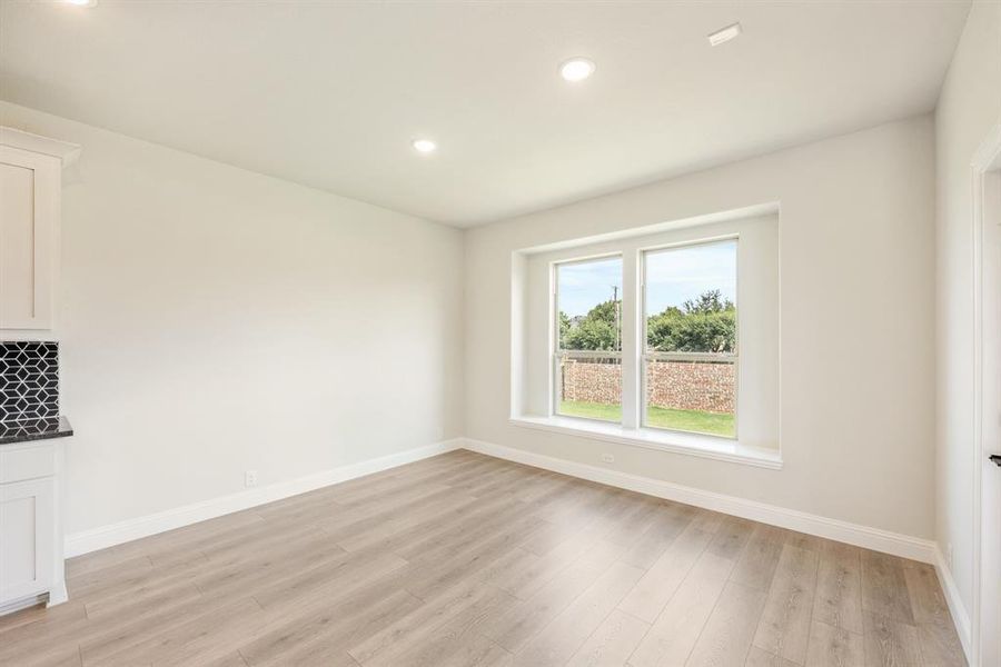 Spacious, unfurnished interior of a new home in Trees Farm, DeSoto (Image 32). Spacious, unfurnished interior of a new home in Trees Farm, DeSoto (Image 32).