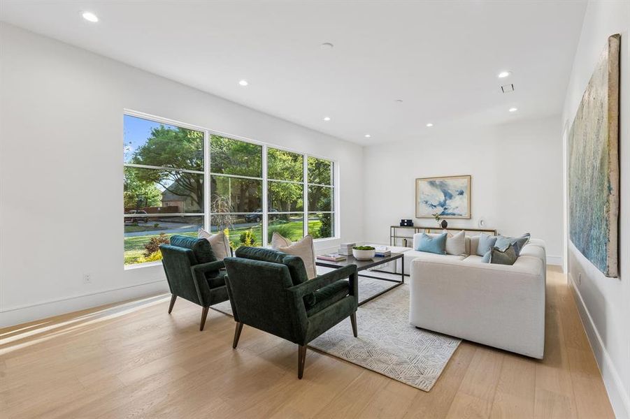 Furnished interior view inside a new home in , Dallas (Image 13).