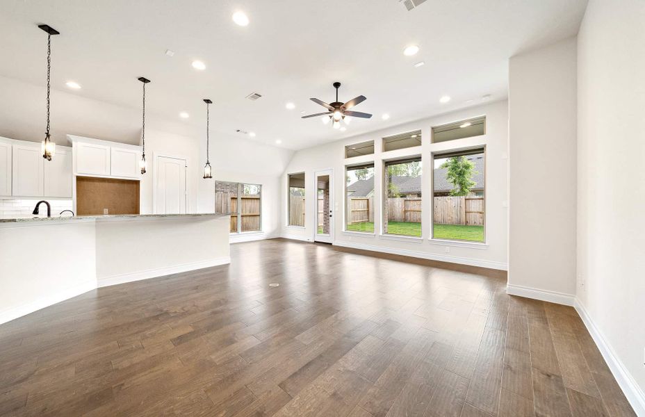 Representative unfurnished interior of a home built from the 2500 by Ravenna Homes in The Highlands 55′, Porter (Image 27). Representative unfurnished interior of a home built from the 2500 by Ravenna Homes in The Highlands 55′, Porter (Image 27).