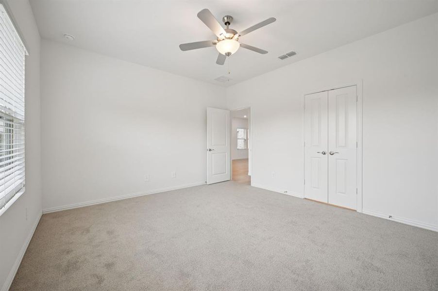 Photo is not of the actual home, but is an inspirational photo of builder’s model home and may depict options, furnishings, and/or decorator features that are not included.