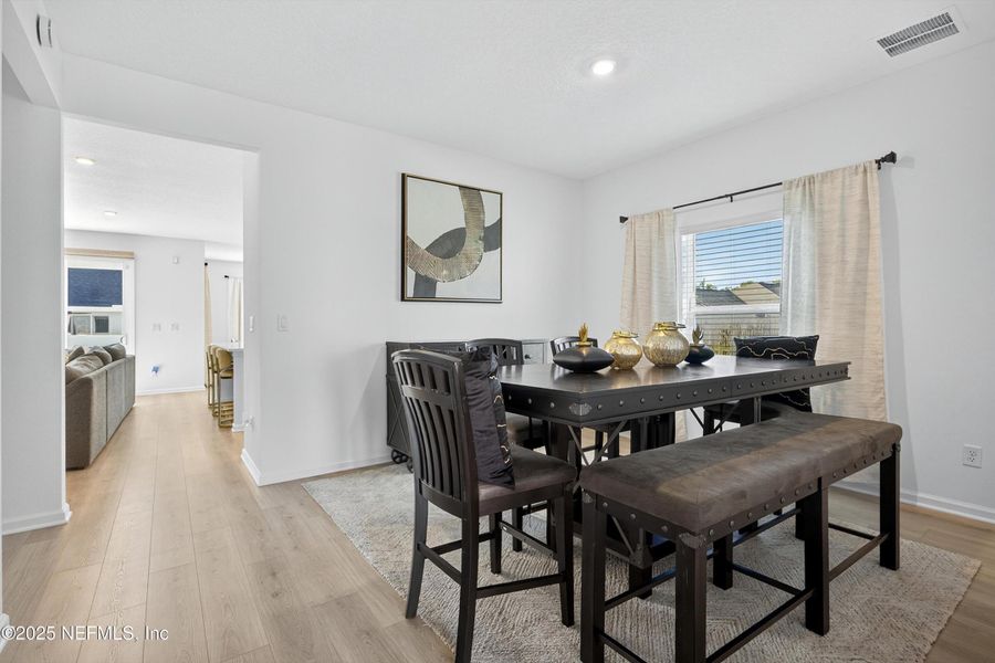 Furnished interior view inside a new home in , Middleburg (Image 6).