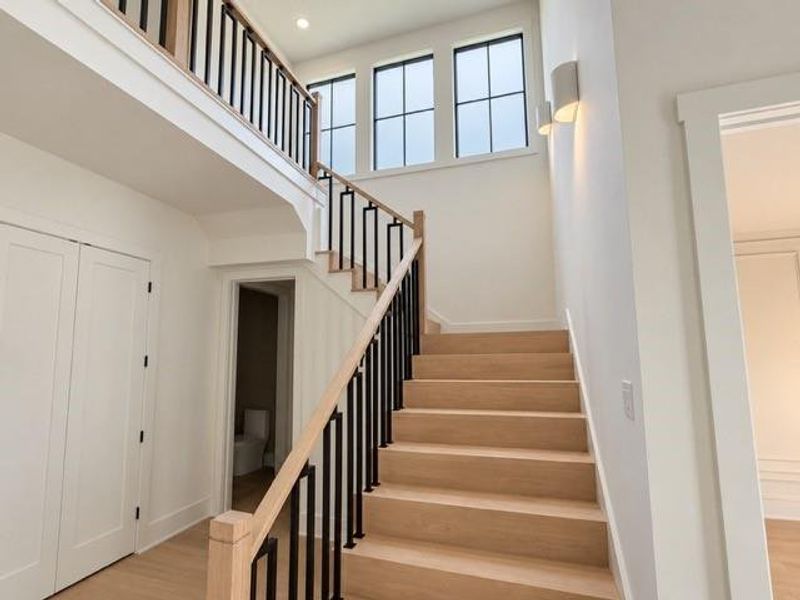 Spacious, unfurnished interior of a new home in , Bethlehem (Image 20).
