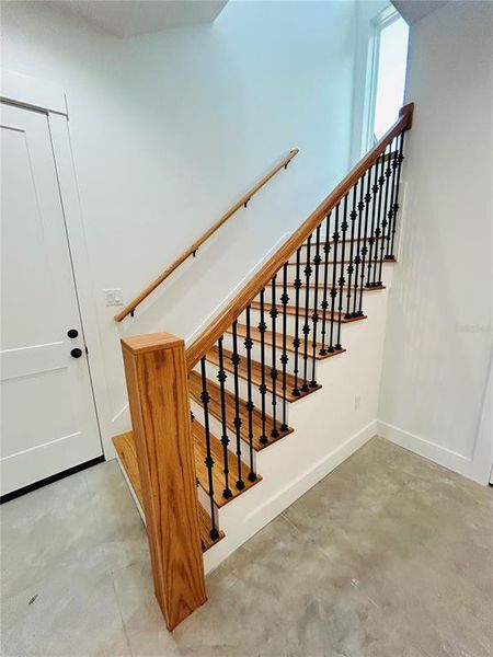 Spacious, unfurnished interior of a new home in , Gainesville (Image 26).