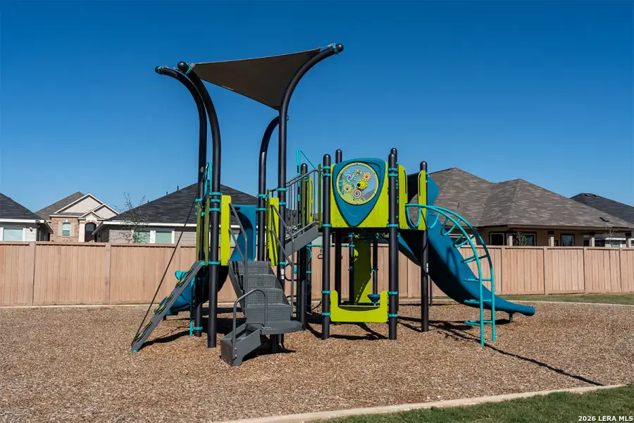 Community amenities in , San Antonio (Image 4).