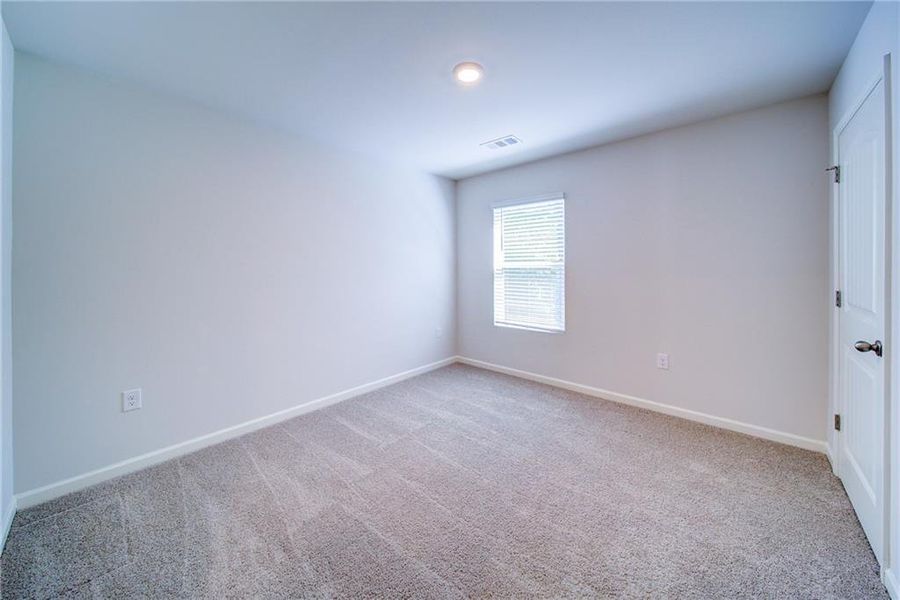 Spacious, unfurnished interior of a new home in , Powder Springs (Image 13).