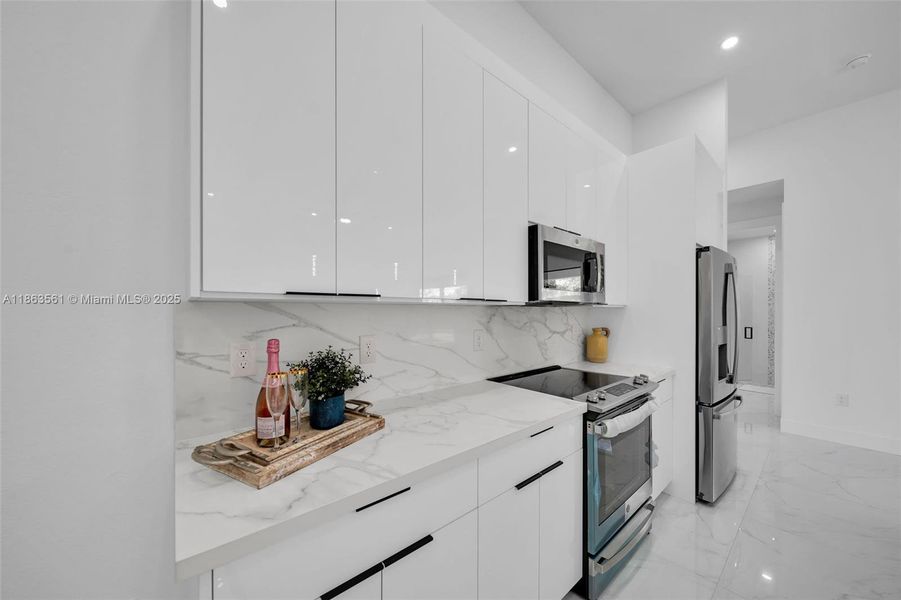 Furnished interior view inside a new home in , Cape Coral (Image 21).