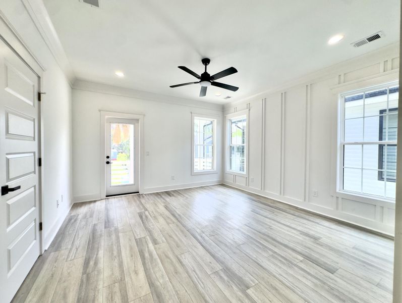Spacious, unfurnished interior of a new home in , North Charleston (Image 24).