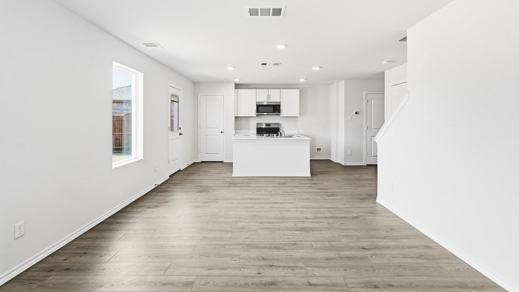 Spacious, unfurnished interior of a new home in Maplewood Meadows, Talty (Image 18). Spacious, unfurnished interior of a new home in Maplewood Meadows, Talty (Image 18).