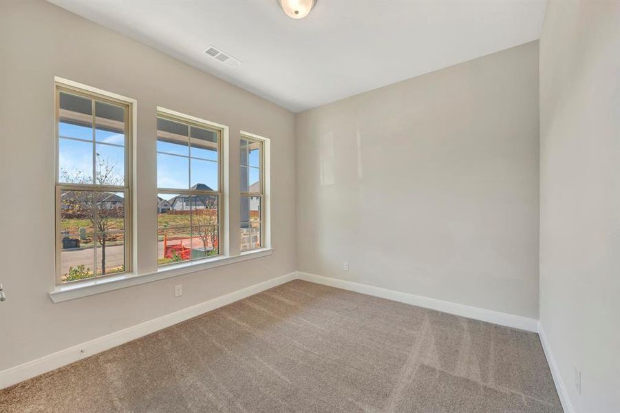 Spacious, unfurnished interior of a new home in Sandbrock Ranch, Aubrey (Image 30).