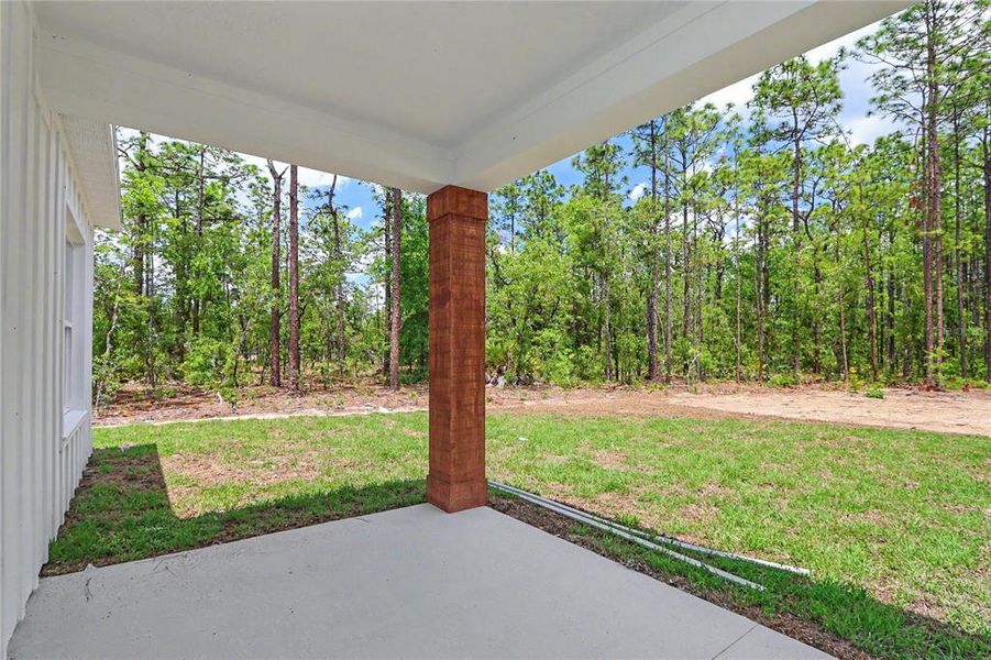 Exterior details and patio area of a home in , Ocala (Image 23).