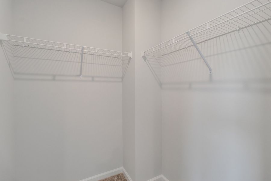 Spacious, unfurnished interior of a new home in Bluefield, Lexington (Image 35). Spacious, unfurnished interior of a new home in Bluefield, Lexington (Image 35).