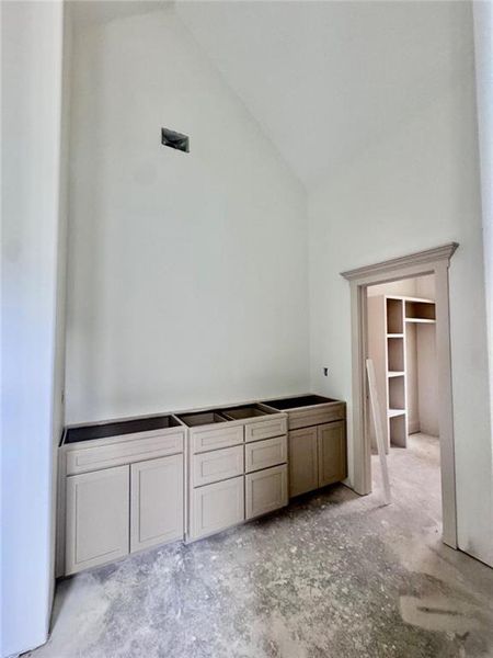 Spacious, unfurnished interior of a new home in , Carrollton (Image 11).