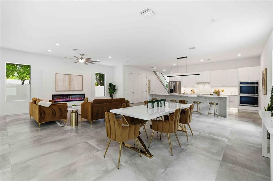 Furnished interior view inside a new home in , Sarasota (Image 14).