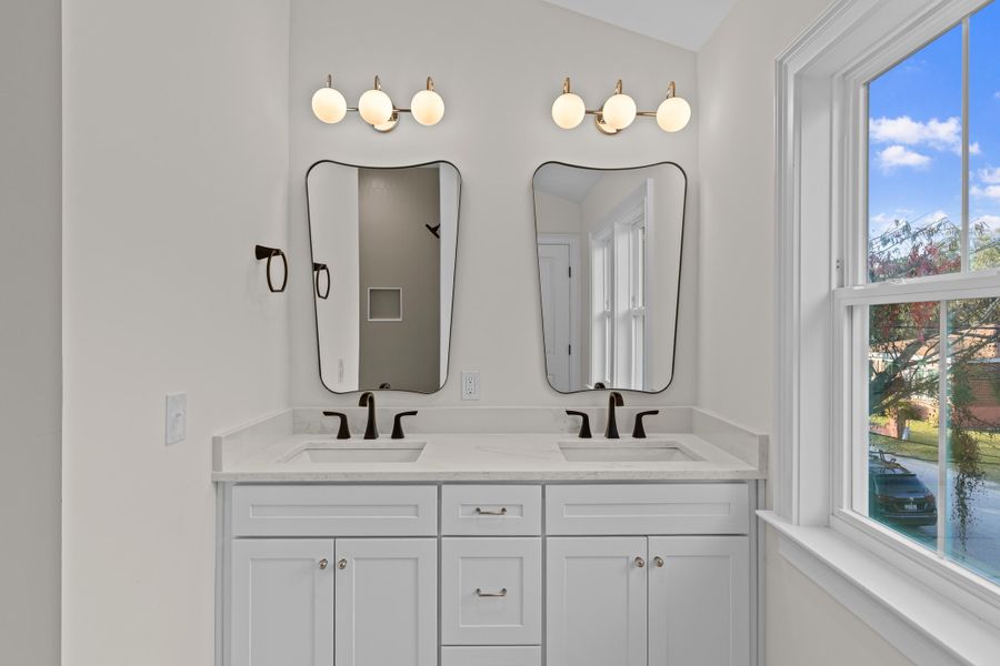 Furnished interior view inside a new home in , Charleston (Image 6).