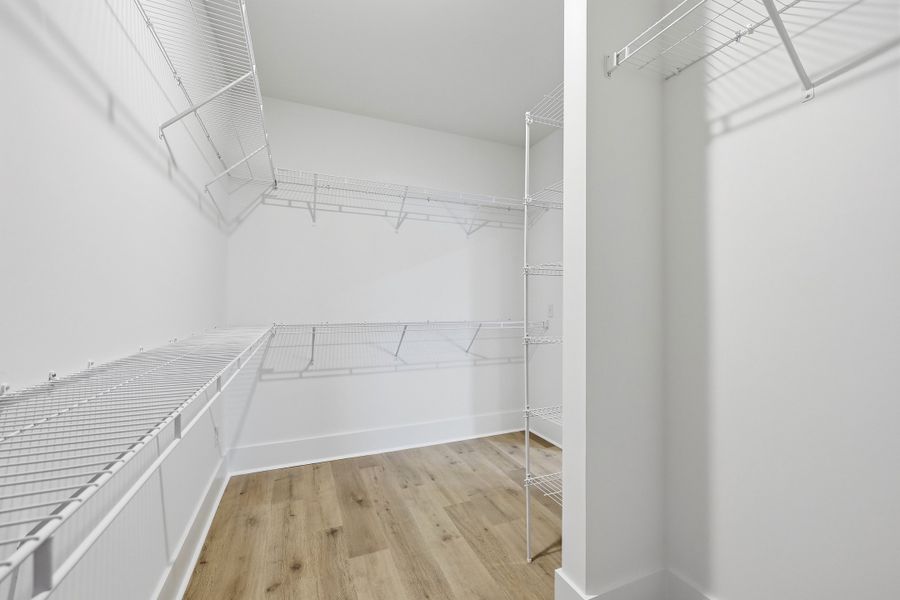 Representative unfurnished interior of a home built from the Carolyn II by Great Southern Homes in Edgefield, Loris (Image 24).