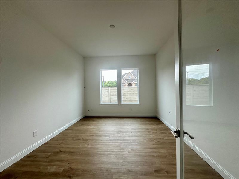 Spacious, unfurnished interior of a new home in Legacy, Friendswood (Image 7). Spacious, unfurnished interior of a new home in Legacy, Friendswood (Image 7).