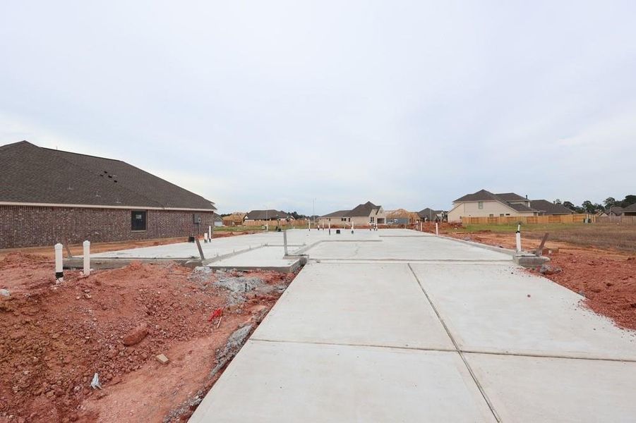 Every foundation at DWH is engineered and it’s inspected three times! We do not do “batch” testing. Rest easy knowing your foundation comes with a 10 year warranty. Every foundation at DWH is engineered and it’s inspected three times! We do not do “batch” testing. Rest easy knowing your foundation comes with a 10 year warranty.