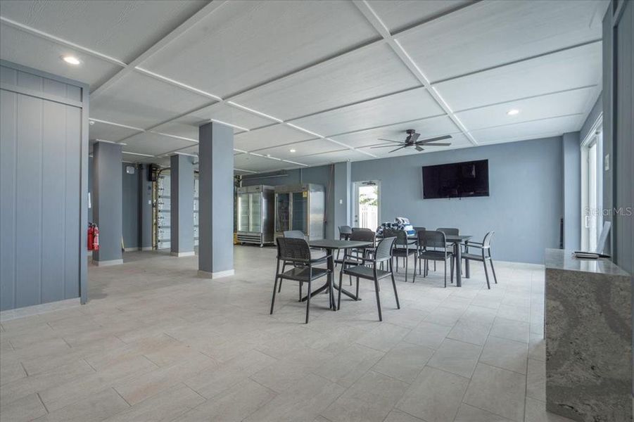 Community amenities in , Marathon (Image 73). Community amenities in , Marathon (Image 73).