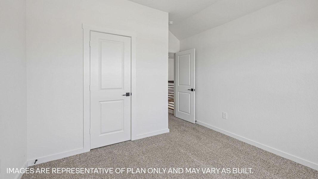 Representative unfurnished interior of a home built from the The Keller by D.R. Horton in The Enclave at Bar W Ranch, Leander (Image 34).