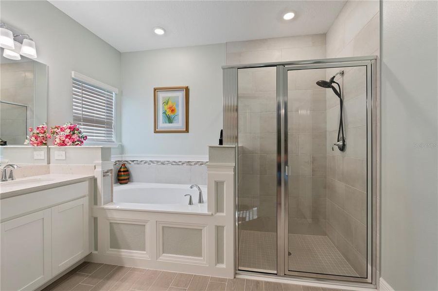 Furnished interior view inside a new home in Grand Park North, Dunnellon (Image 5).