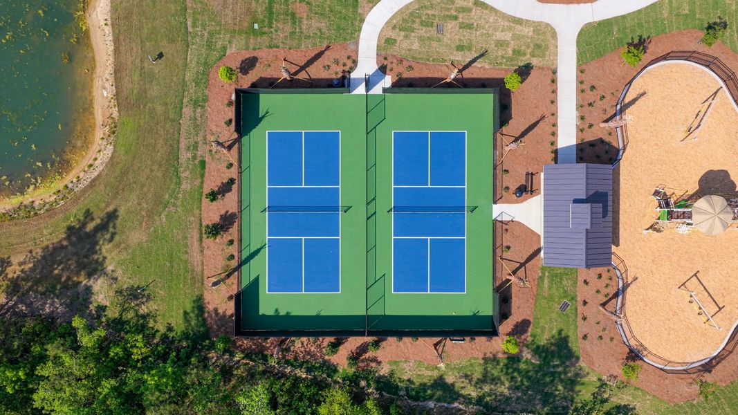 Community amenities in The Haven at Indigo Preserve, Leland (Image 18).