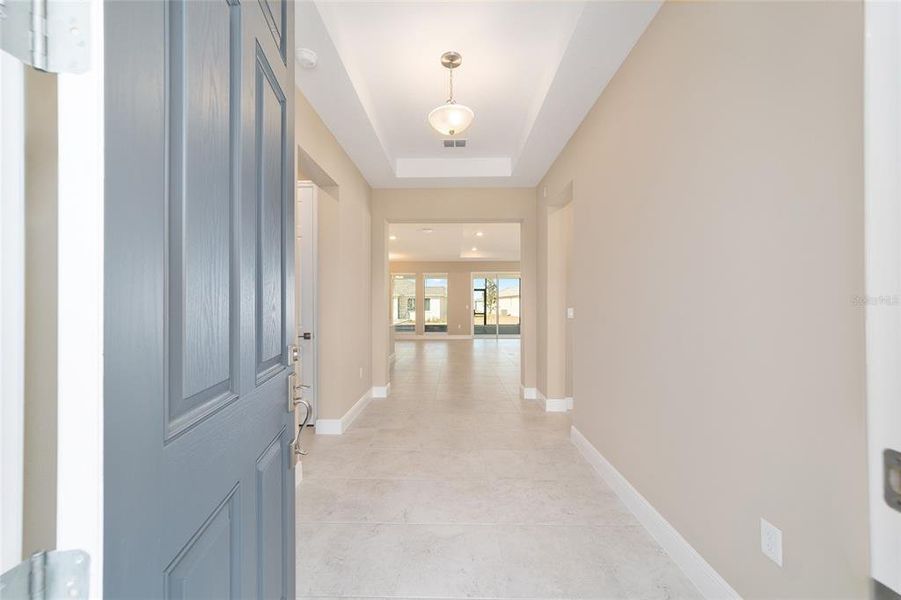 Spacious, unfurnished interior of a new home in , Ocala (Image 34).