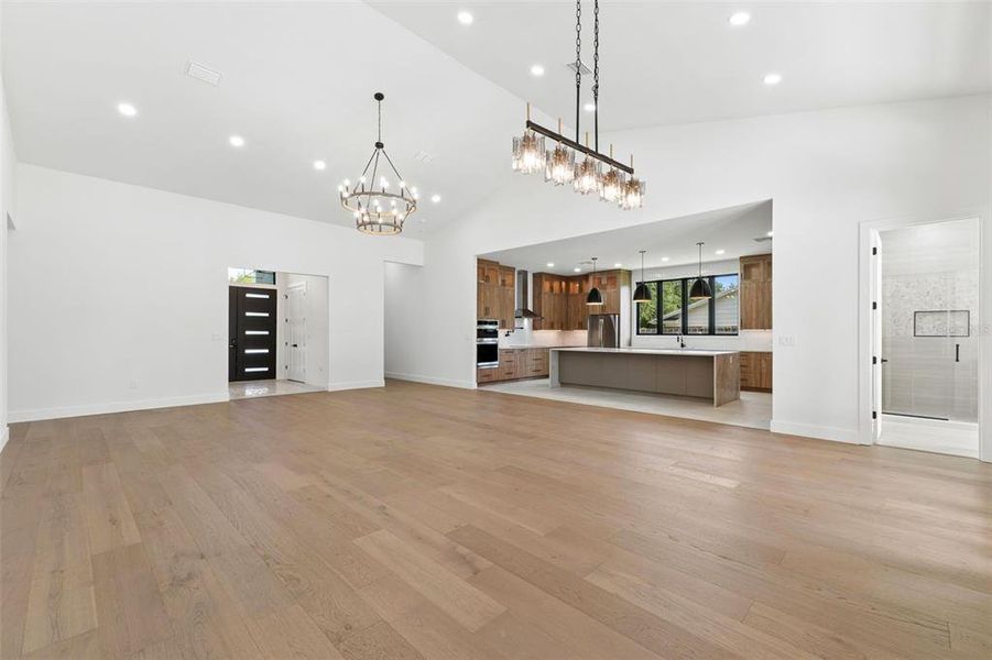 Spacious, unfurnished interior of a new home in , Altamonte Springs (Image 29). Spacious, unfurnished interior of a new home in , Altamonte Springs (Image 29).