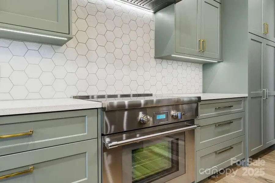 Chef’s kitchen with Thermador appliance suite