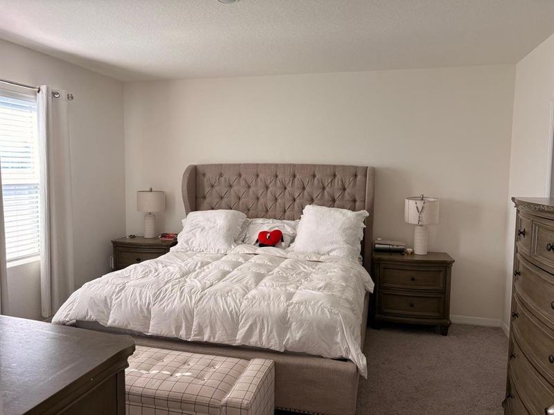 Furnished interior view inside a new home in Kindred, Kissimmee (Image 8).