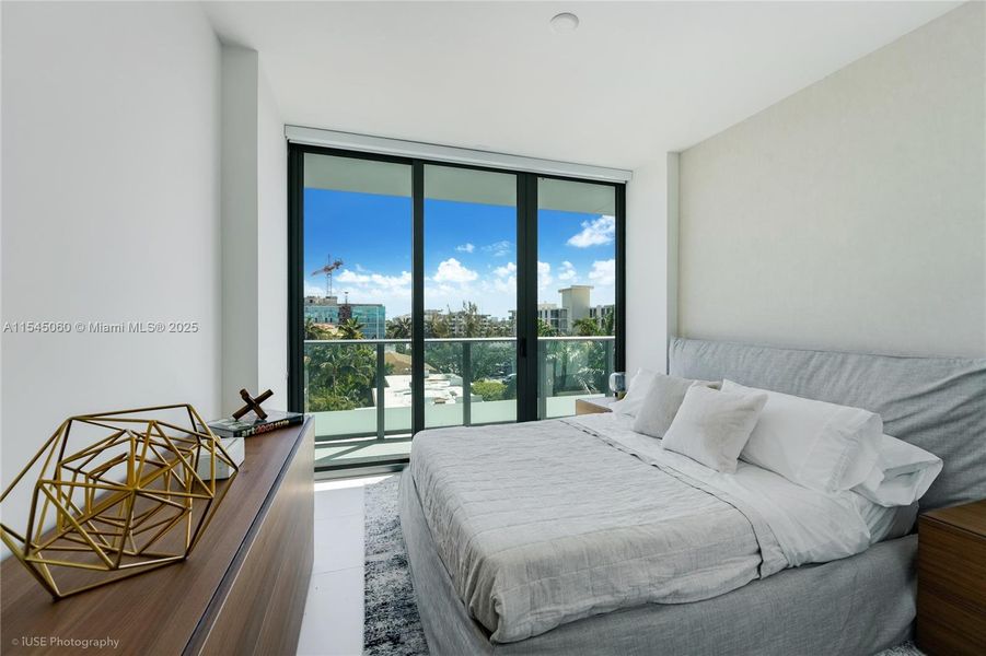 Furnished interior view inside a new home in Alana Bay Harbor Islands, Bay Harbor Islands (Image 21).