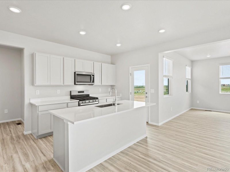 Furnished interior view inside a new home in Lake Bluff, Greeley (Image 13). Furnished interior view inside a new home in Lake Bluff, Greeley (Image 13).