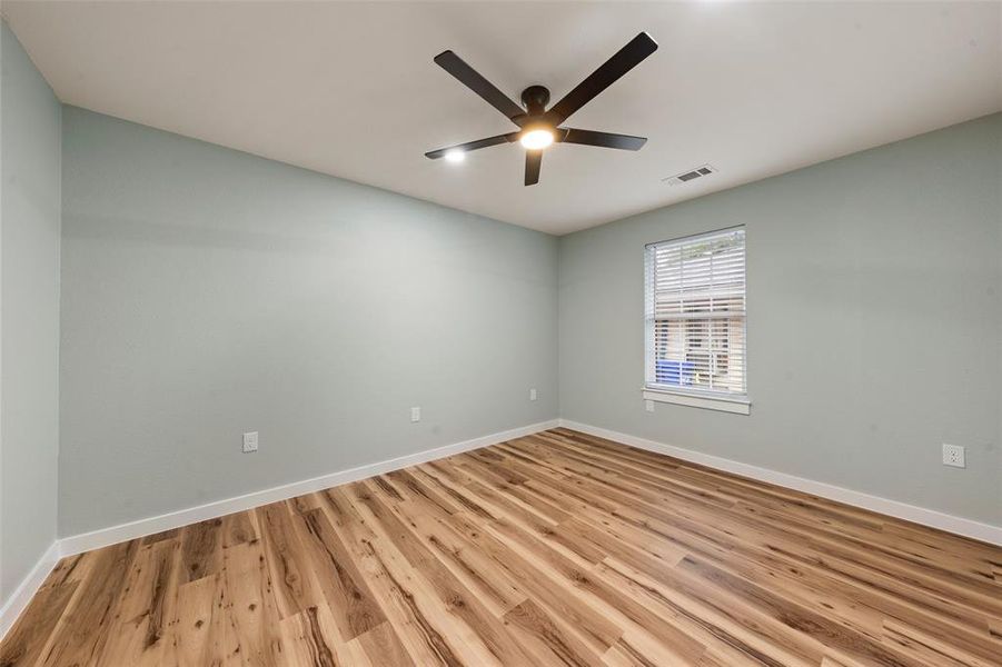 Spacious, unfurnished interior of a new home in , Waco (Image 18).