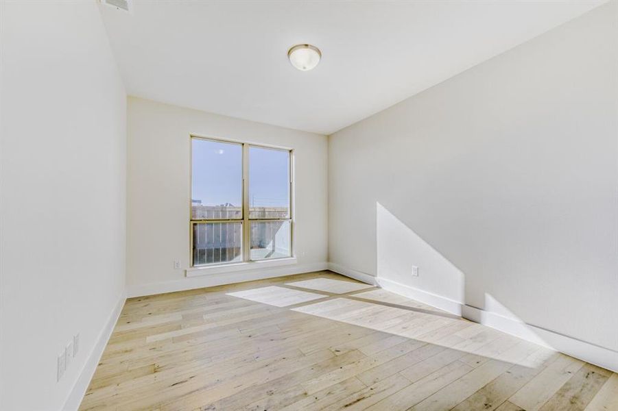 Spacious, unfurnished interior of a new home in Wellington, Fort Worth (Image 18). Spacious, unfurnished interior of a new home in Wellington, Fort Worth (Image 18).