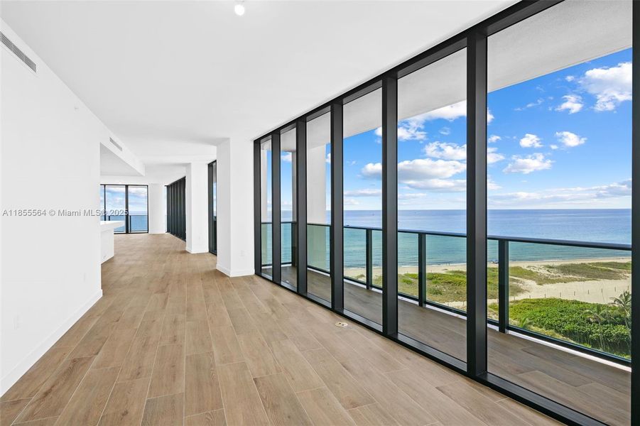 Spacious, unfurnished interior of a new home in Casamar, Pompano Beach (Image 40). Spacious, unfurnished interior of a new home in Casamar, Pompano Beach (Image 40).