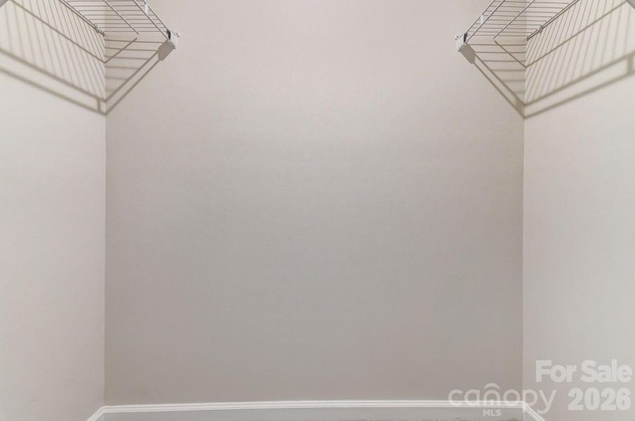 For representation purposes of floorplan only, actual homesite is under construction and design and structural options may vary